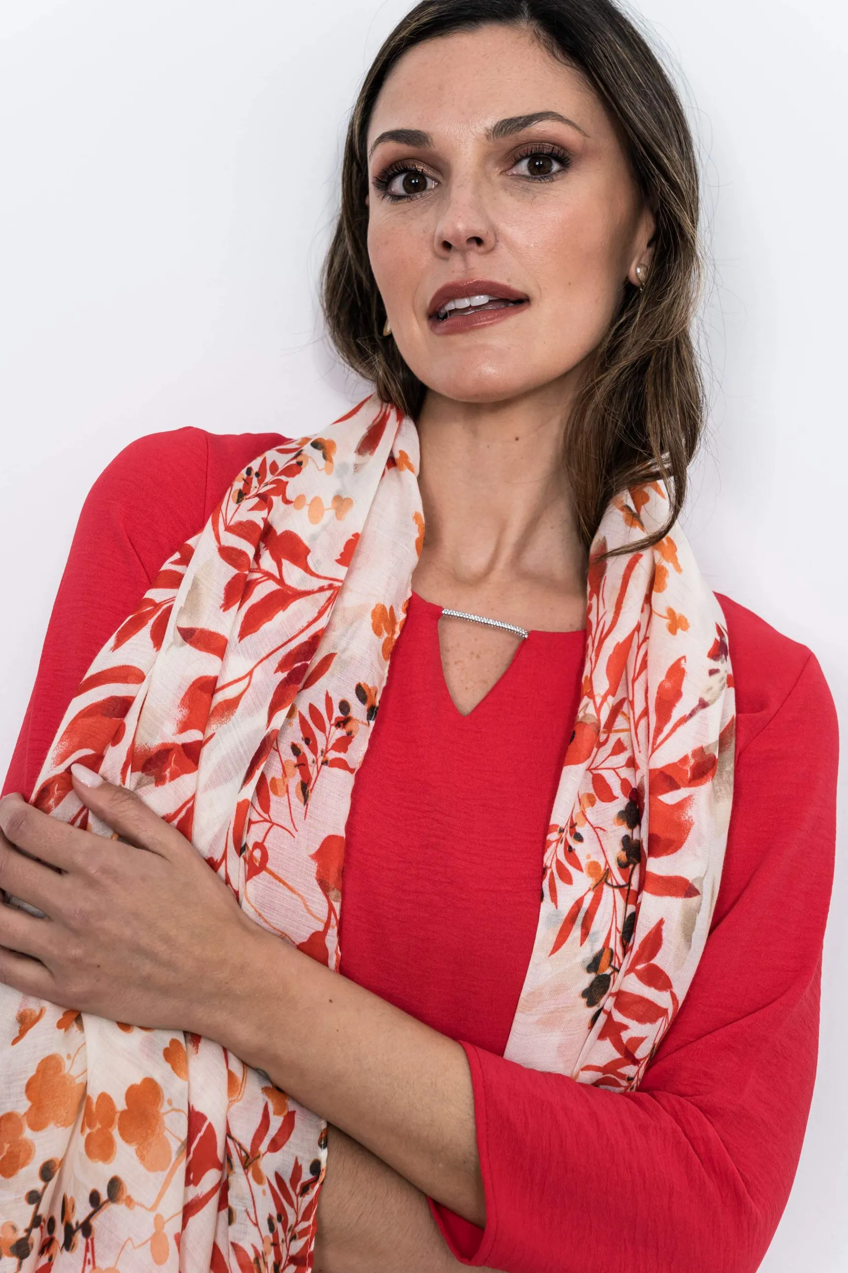 blusa_detalle_brillo_fres_3.webp Precchio Blusas Y Camisas<BLUSA DETALLE BRILLO FRESA