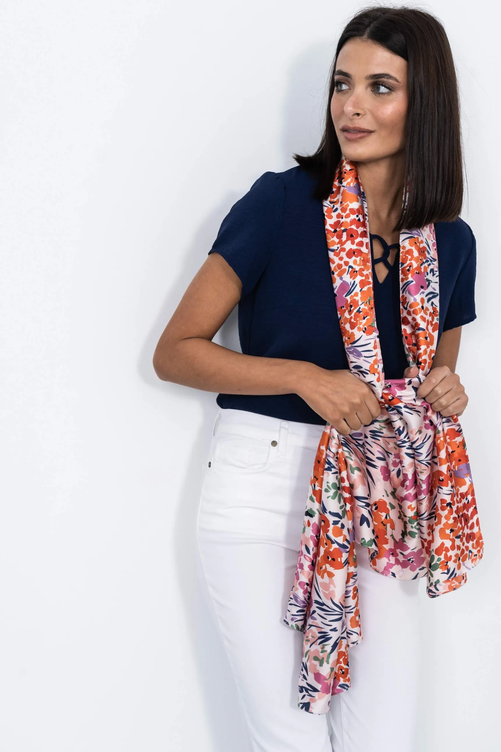 blusa_detalle_cruzado_mar_5.webp Precchio Blusas Y Camisas<BLUSA DETALLE CRUZADO MARINO