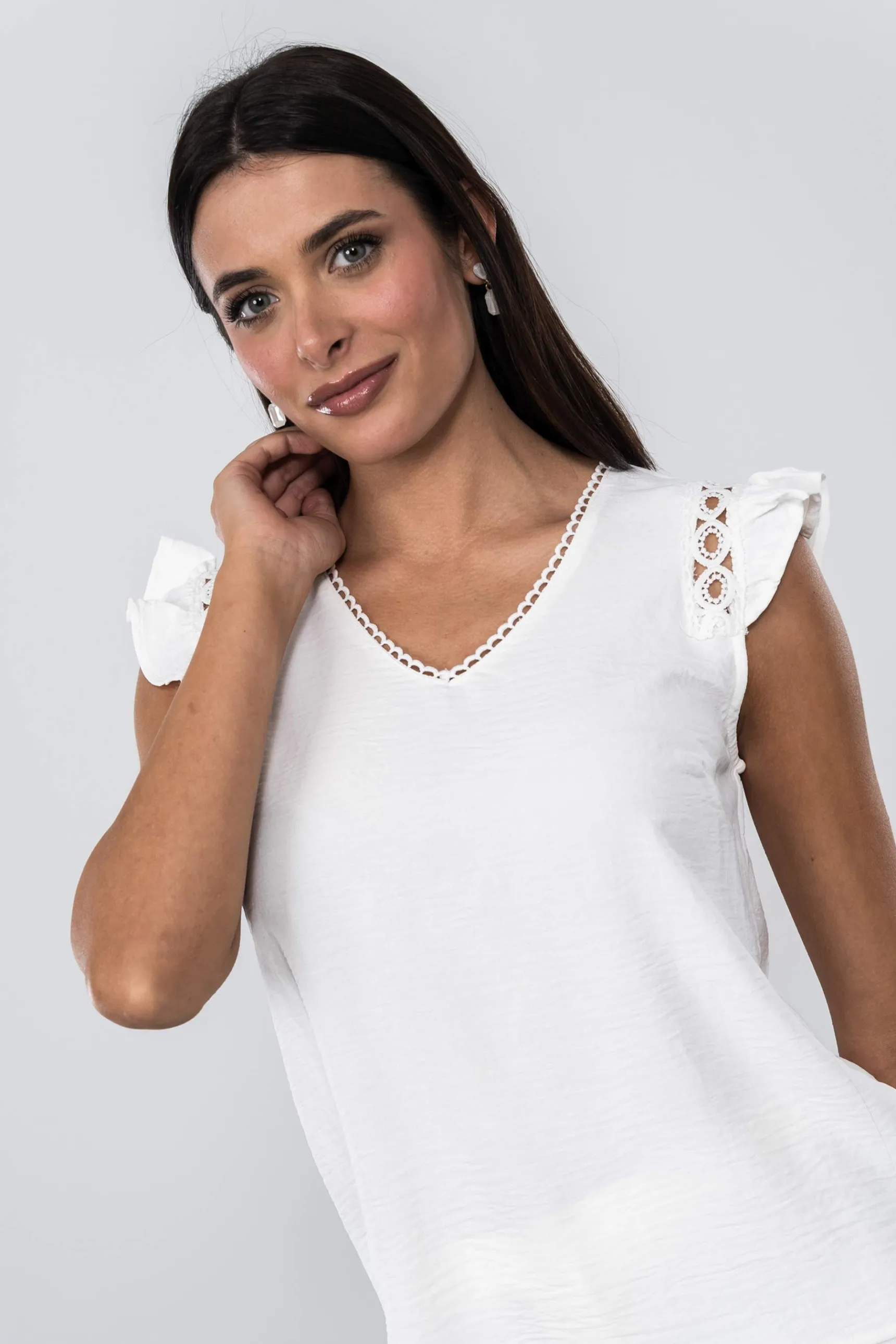 blusa_encaje_hombro_2.webp Precchio Blusas Y Camisas<BLUSA ENCAJE HOMBRO