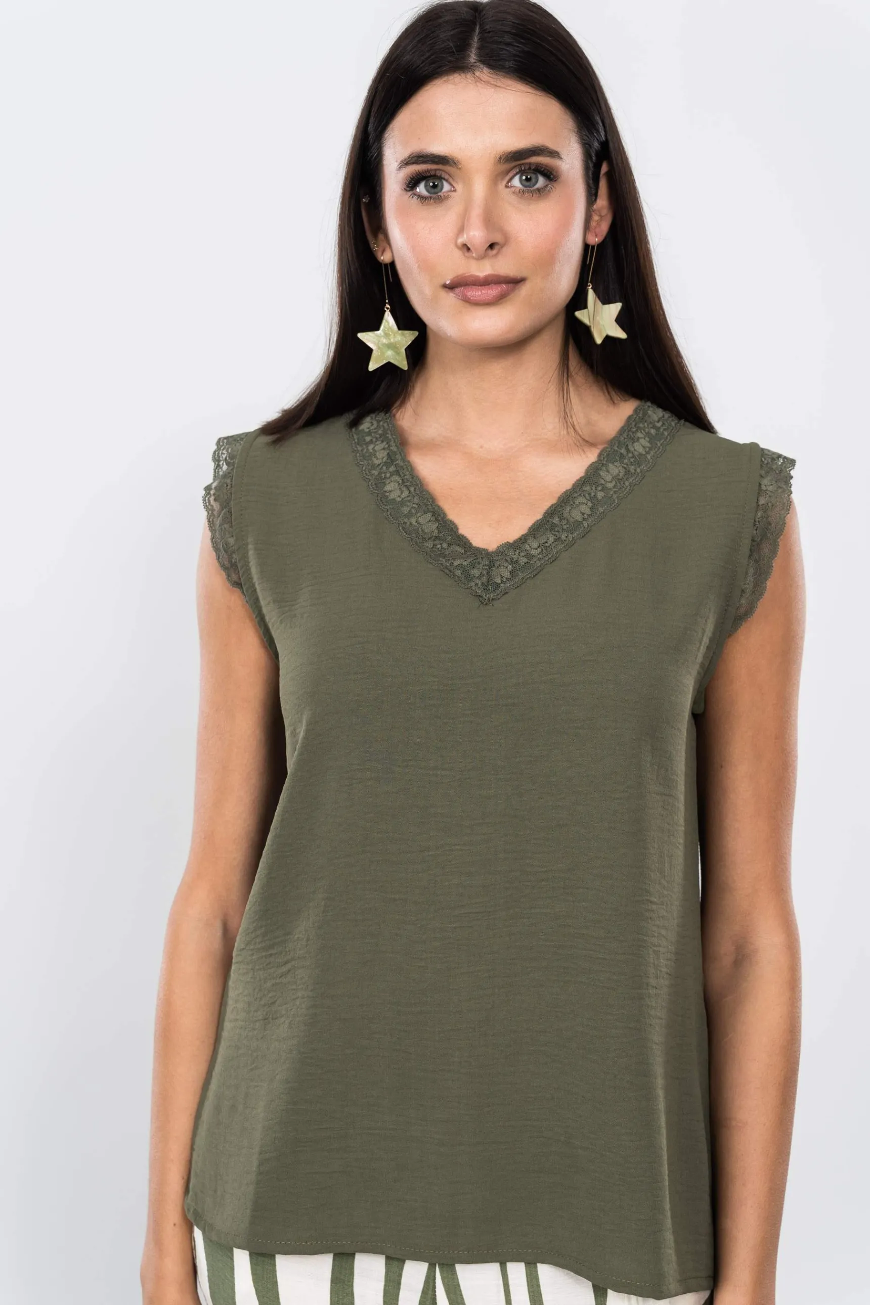 blusa_encaje_manga_sisa_k_4.webp Precchio Blusas Y Camisas<BLUSA ENCAJE MANGA SISA KAKI