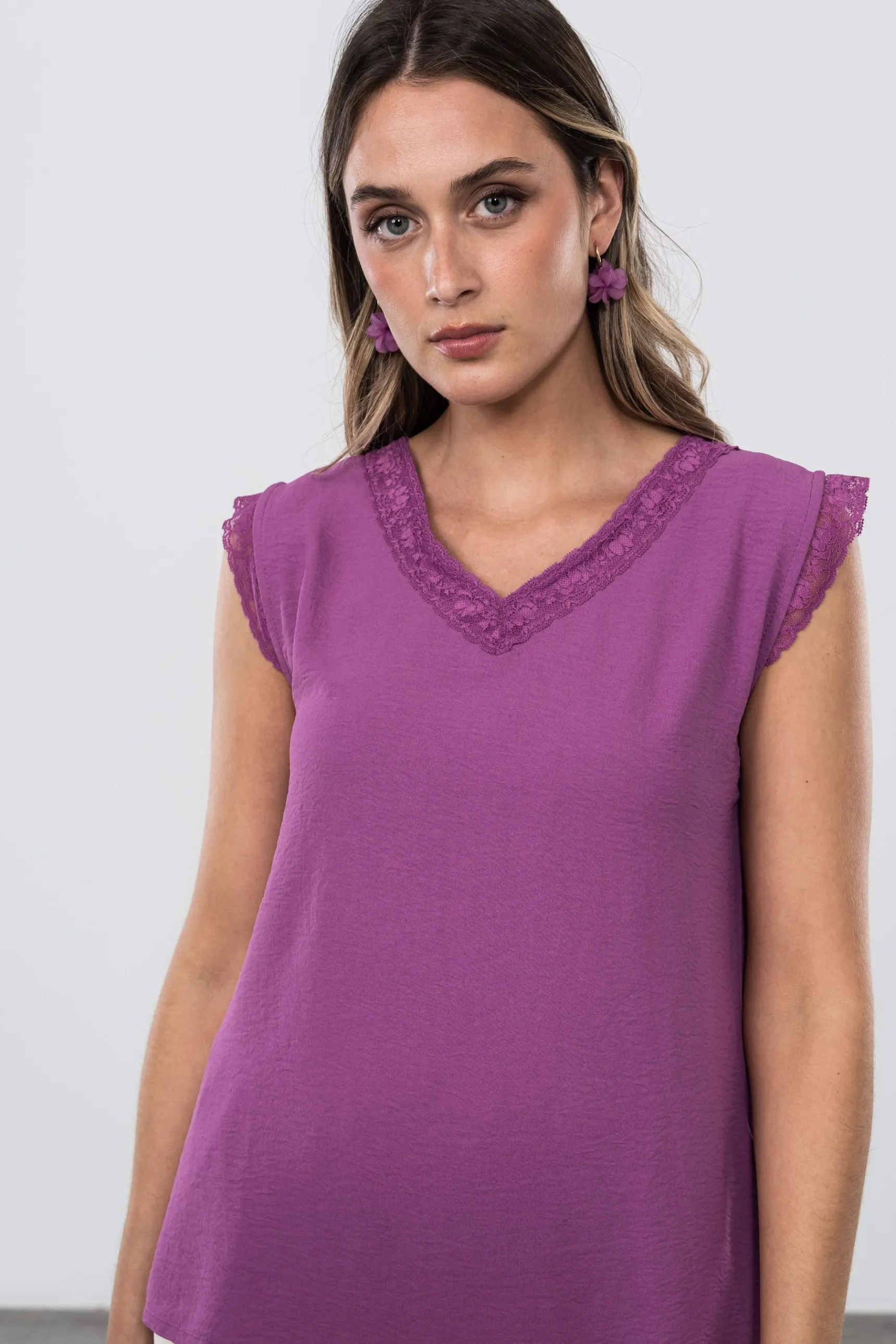 blusa_encaje_manga_sisa_m_2.webp Precchio Blusas Y Camisas<BLUSA ENCAJE MANGA SISA MALVA