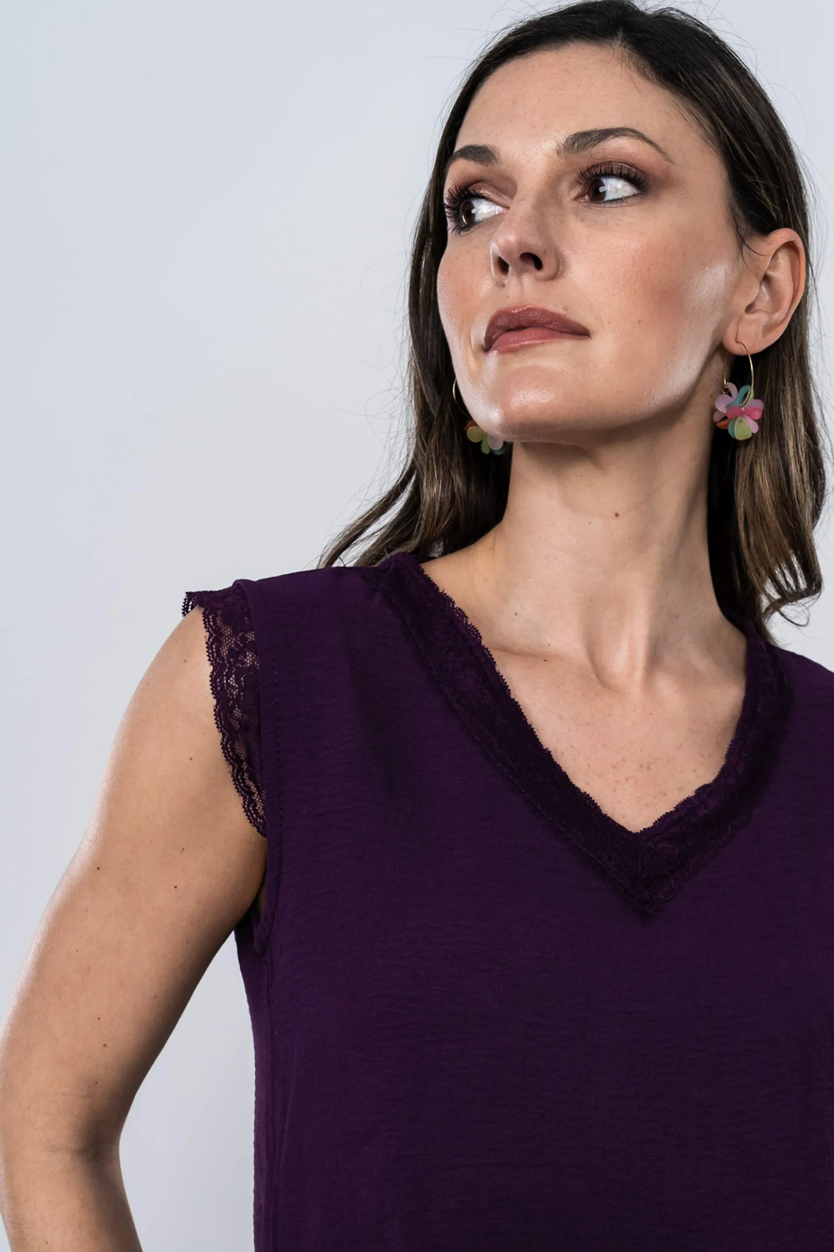 blusa_encaje_manga_sisa_m_6.webp Precchio Blusas Y Camisas<BLUSA ENCAJE MANGA SISA MORADO