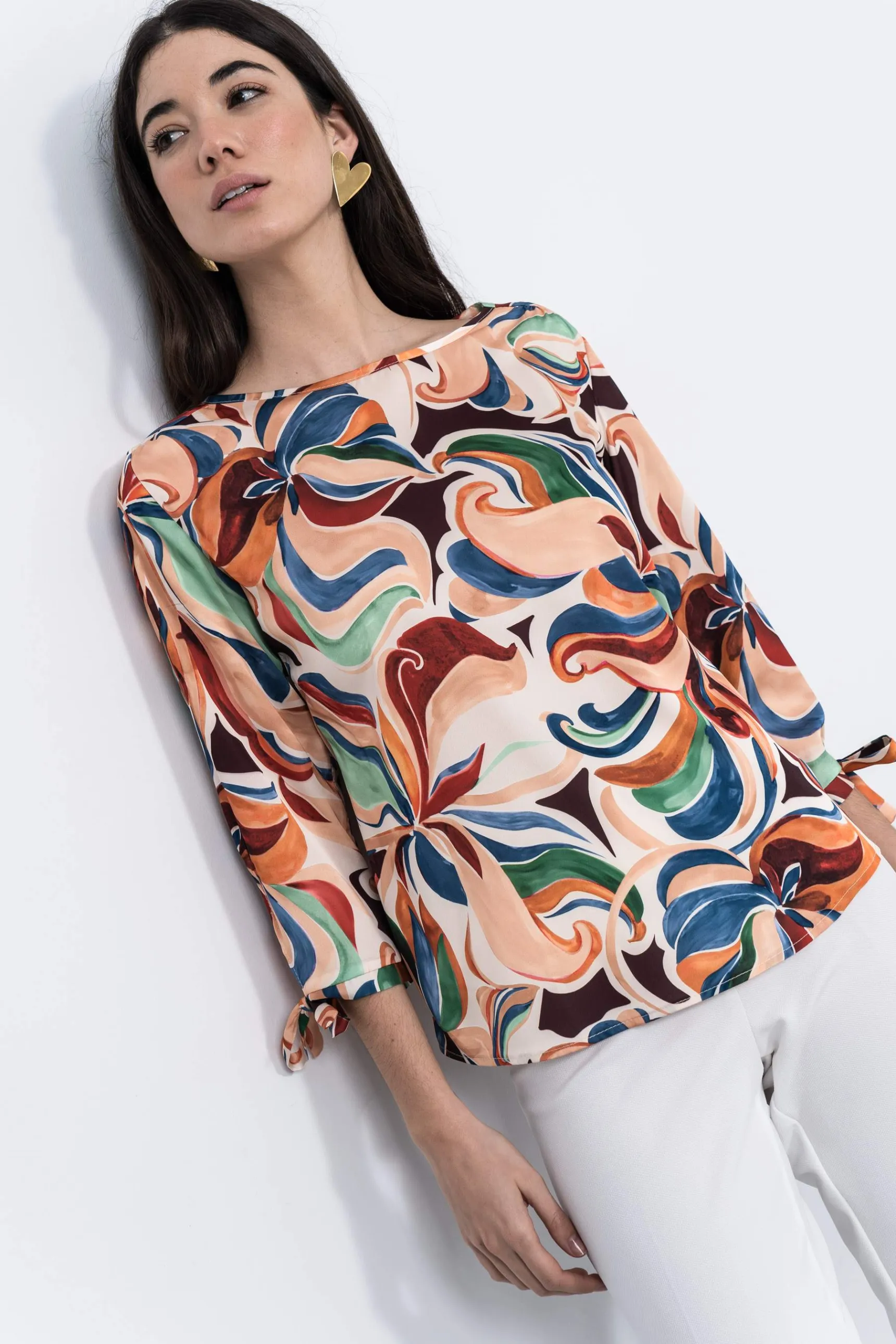 blusa_flor_acuarela_2.webp Precchio Blusas Y Camisas<BLUSA FLOR ACUARELA