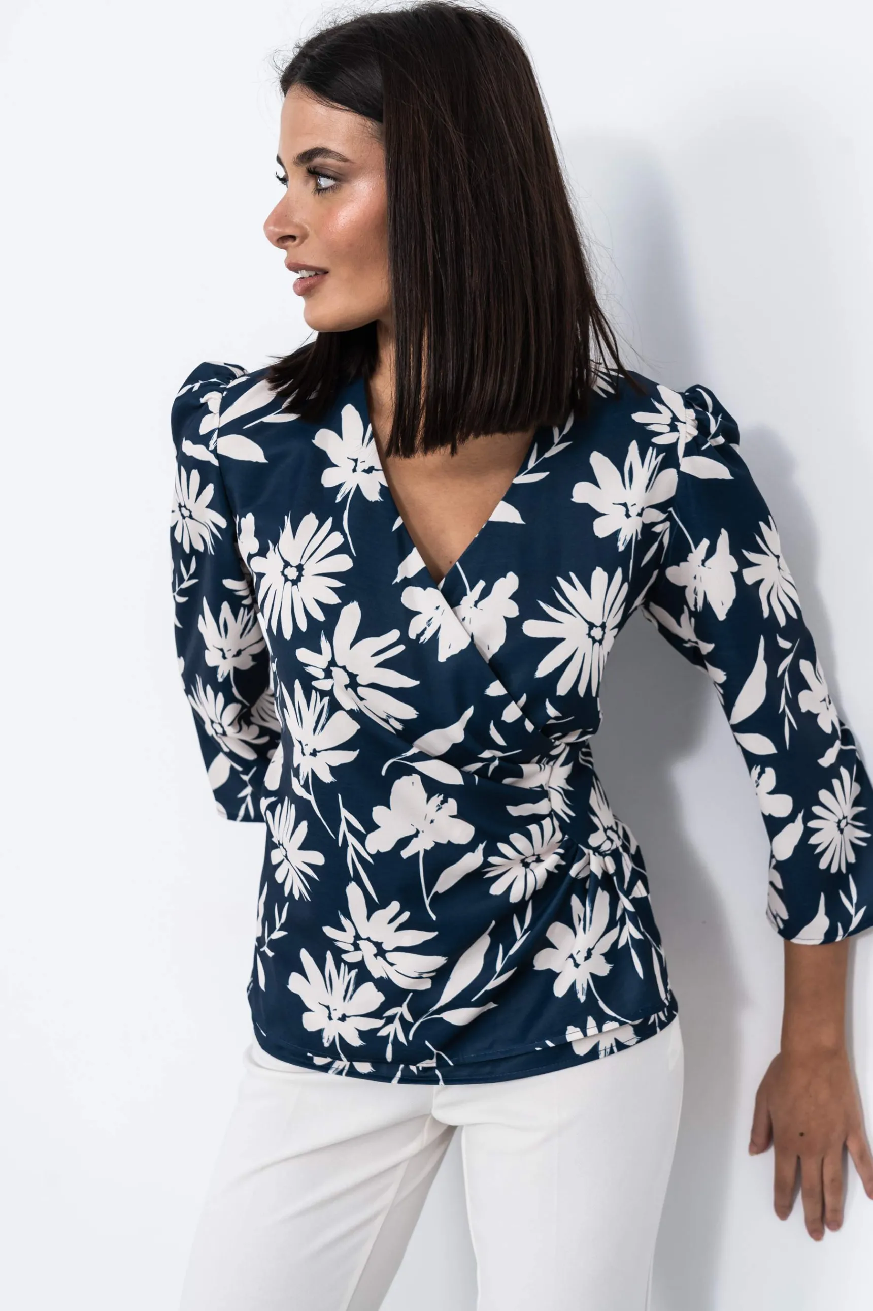 blusa_recogido_lateral_fl_3.webp Precchio Blusas Y Camisas<BLUSA RECOGIDO LATERAL FLOR