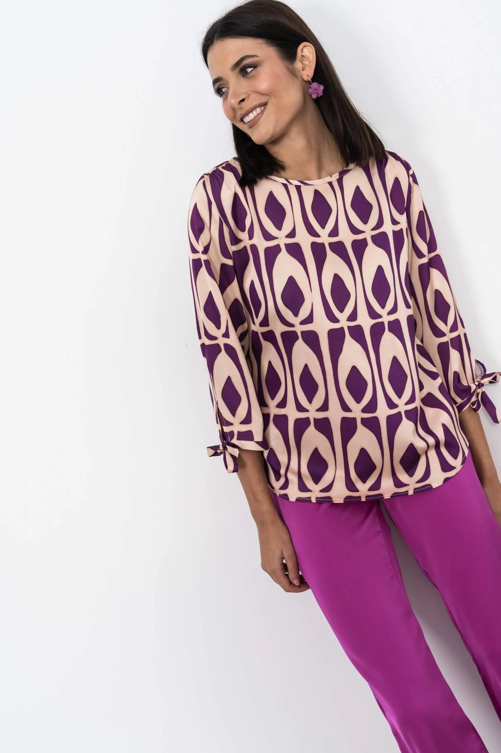 blusa_satinada_geomtricos_6.webp Precchio Blusas Y Camisas<BLUSA SATINADA GEOMÉTRICOS