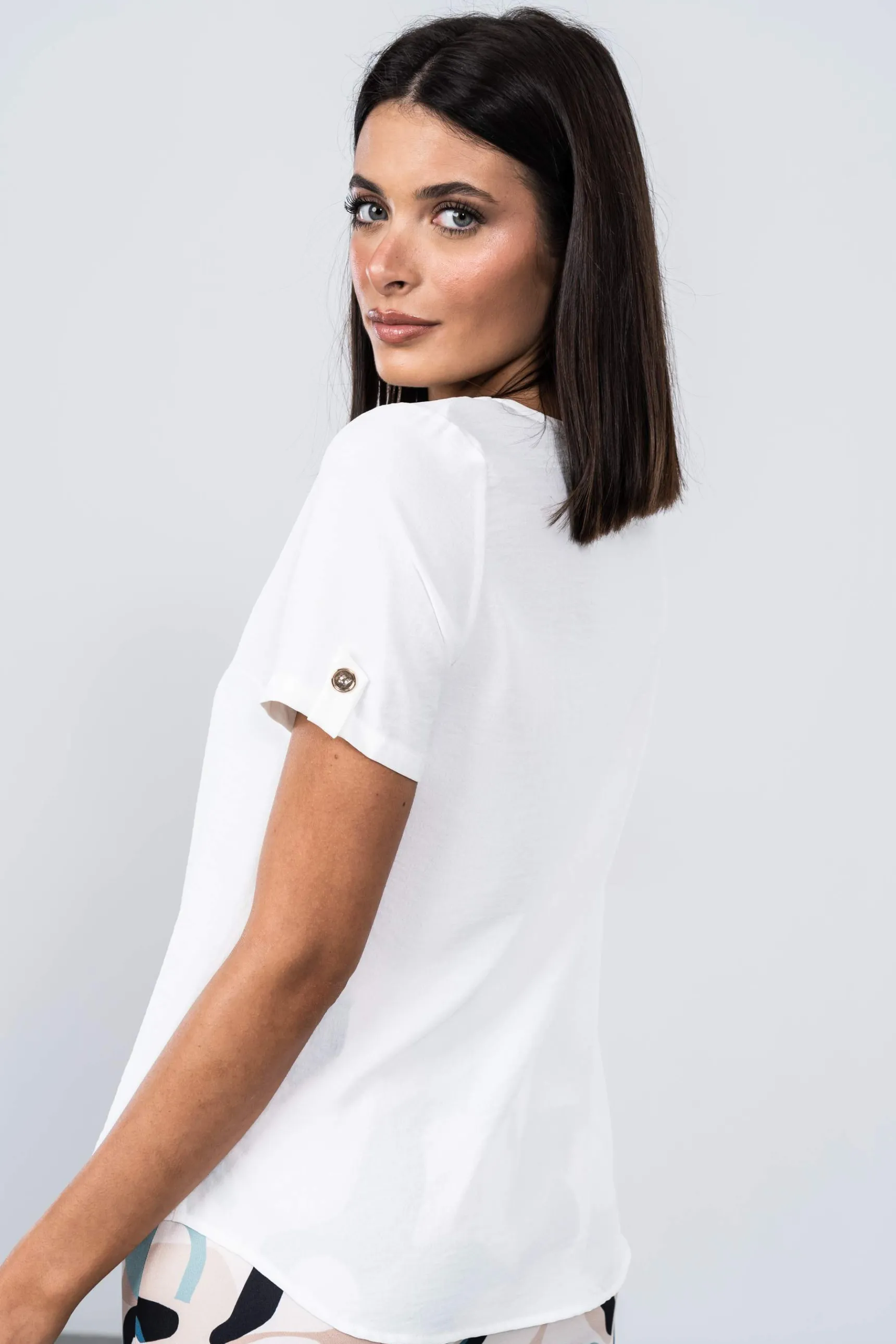 blusa_trabilla_manga_cort_5-1.webp Precchio Blusas Y Camisas<BLUSA TRABILLA MANGA CORTA CRUDO