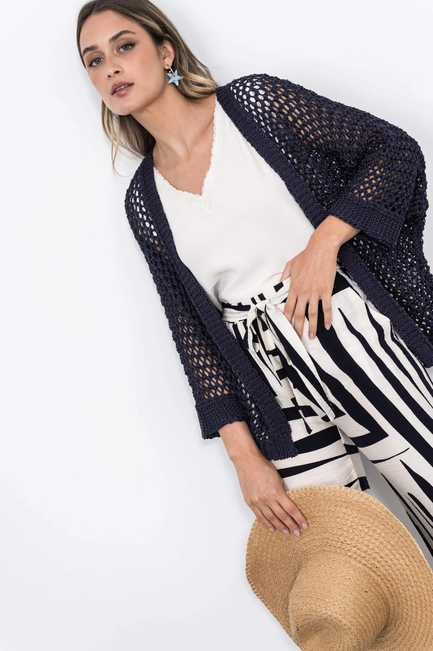 chaqueta_calada_marino_5.webp Precchio Jerseys Y Cardigans<CHAQUETA CALADA MARINO