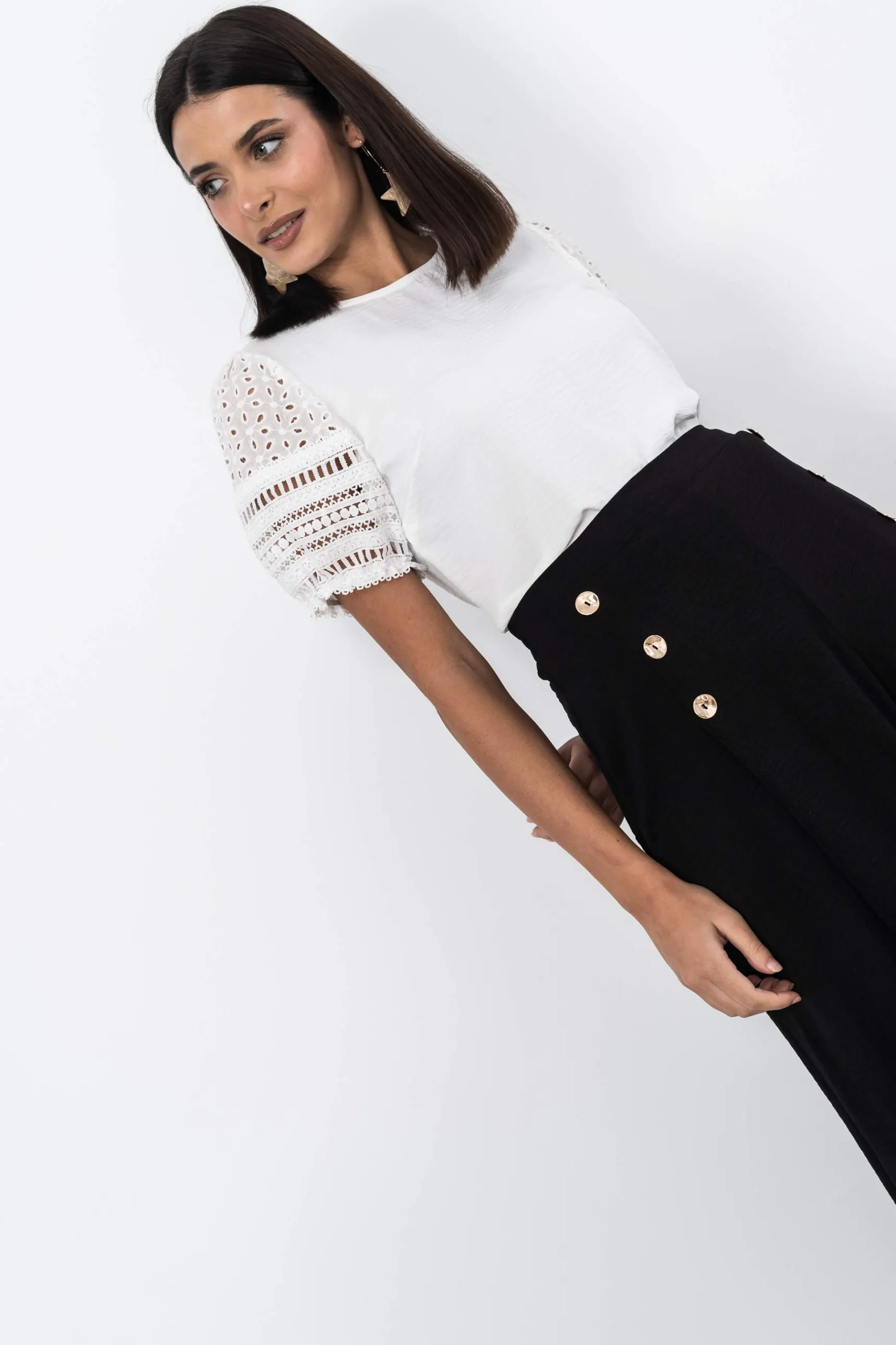 faldapantaln_botones_negr_2.webp Precchio Faldas<FALDA-PANTALÓN BOTONES NEGRO