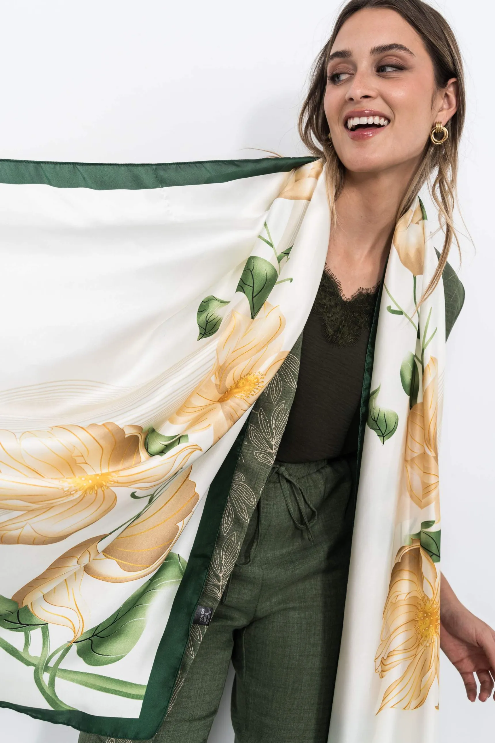 Precchio Foulards Y Estolas<FOULARD EFECTO SEDA PÉTALOS VERDE