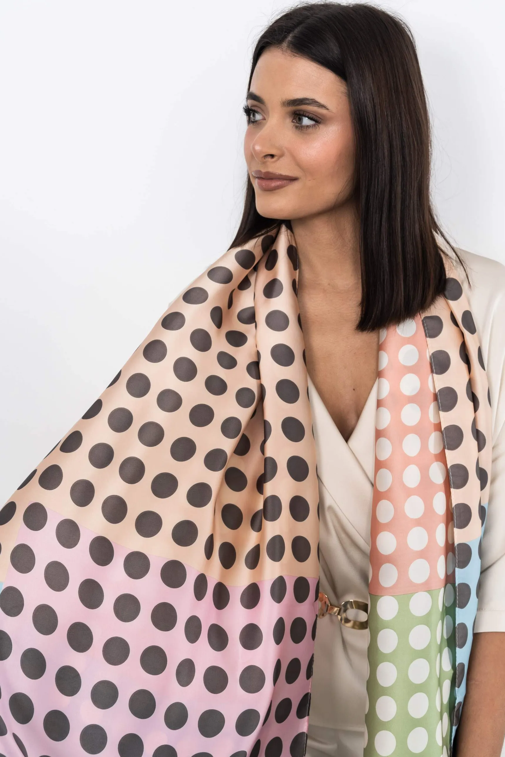 Precchio Foulards Y Estolas<FOULARD EFECTO SEDA TOPOS