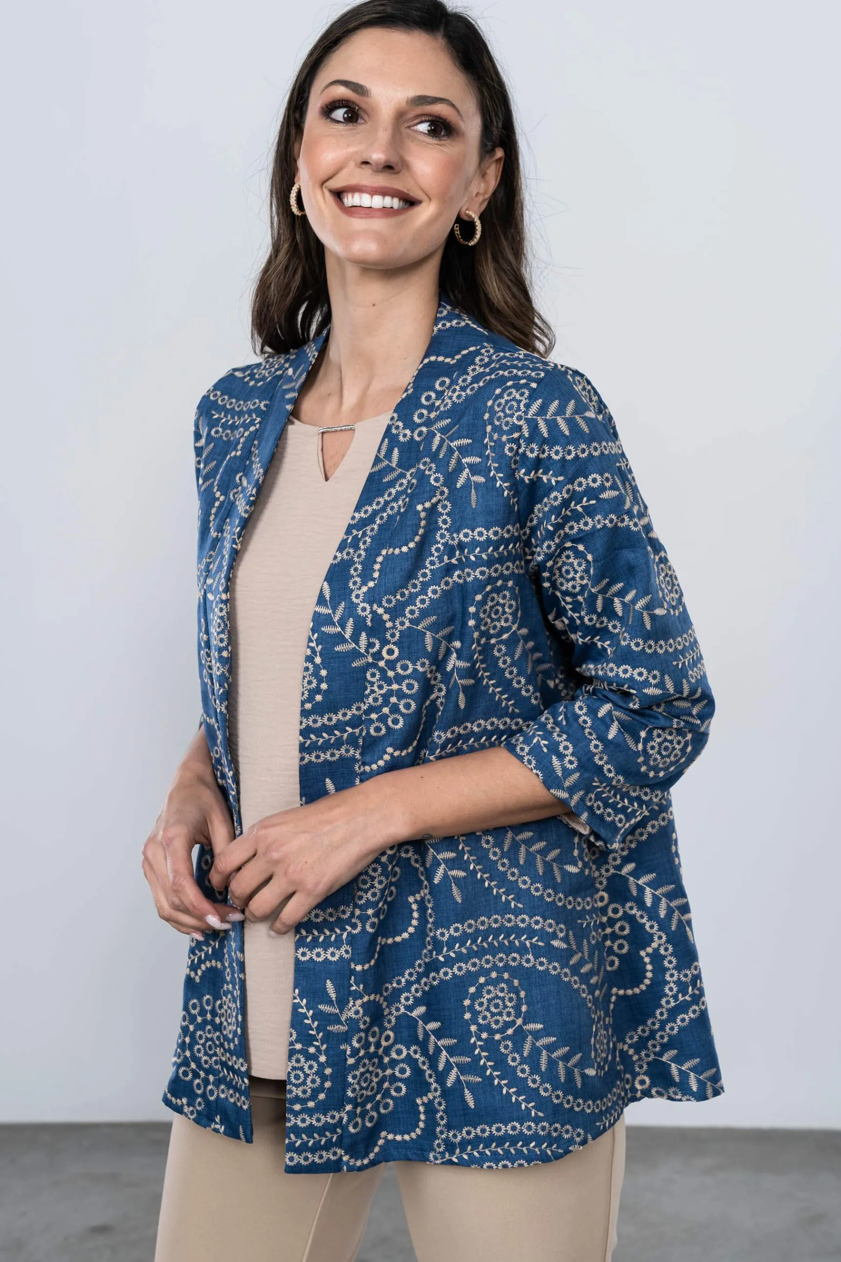 Precchio Chaquetas<KIMONO BORDADO