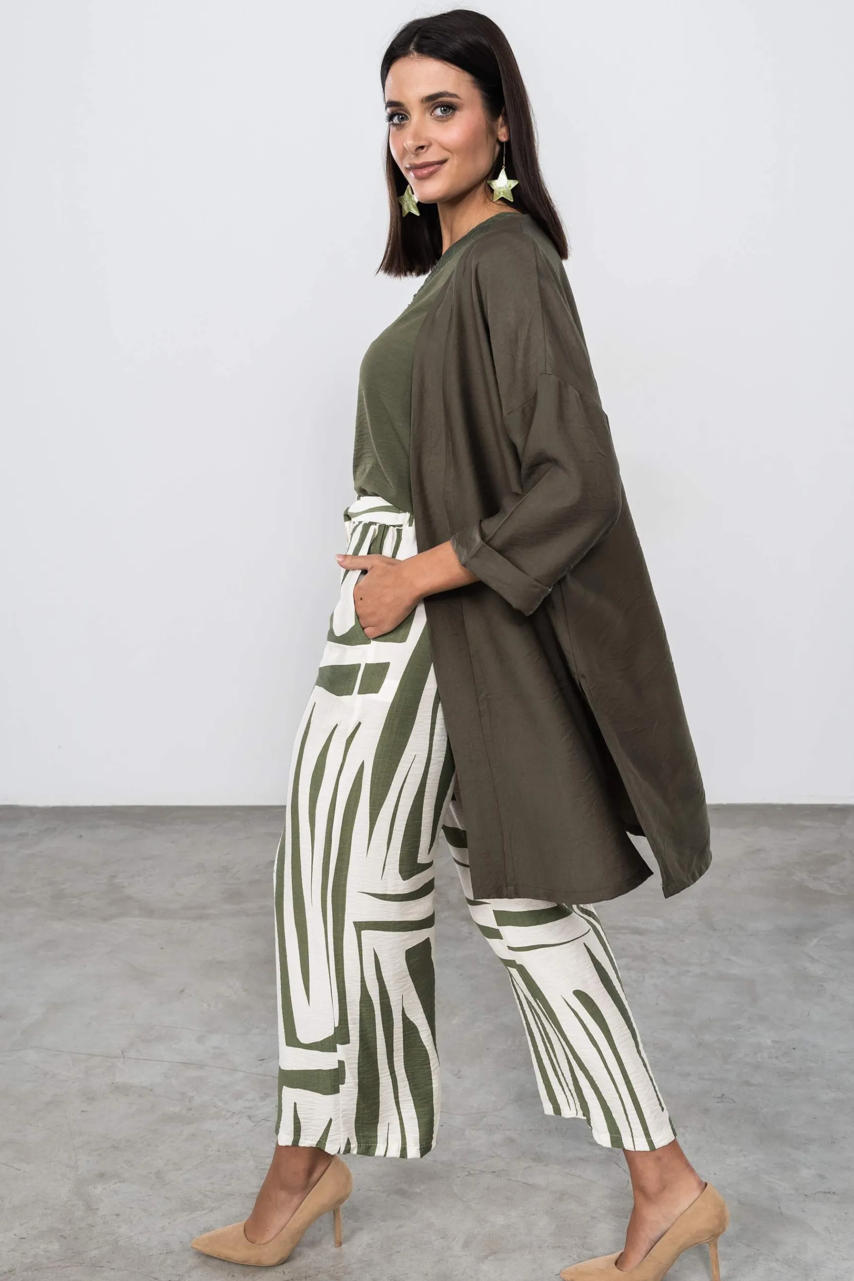 pantaln_estampado_ancho_k_7.webp Precchio Pantalones<PANTALÓN ESTAMPADO ANCHO KAKI