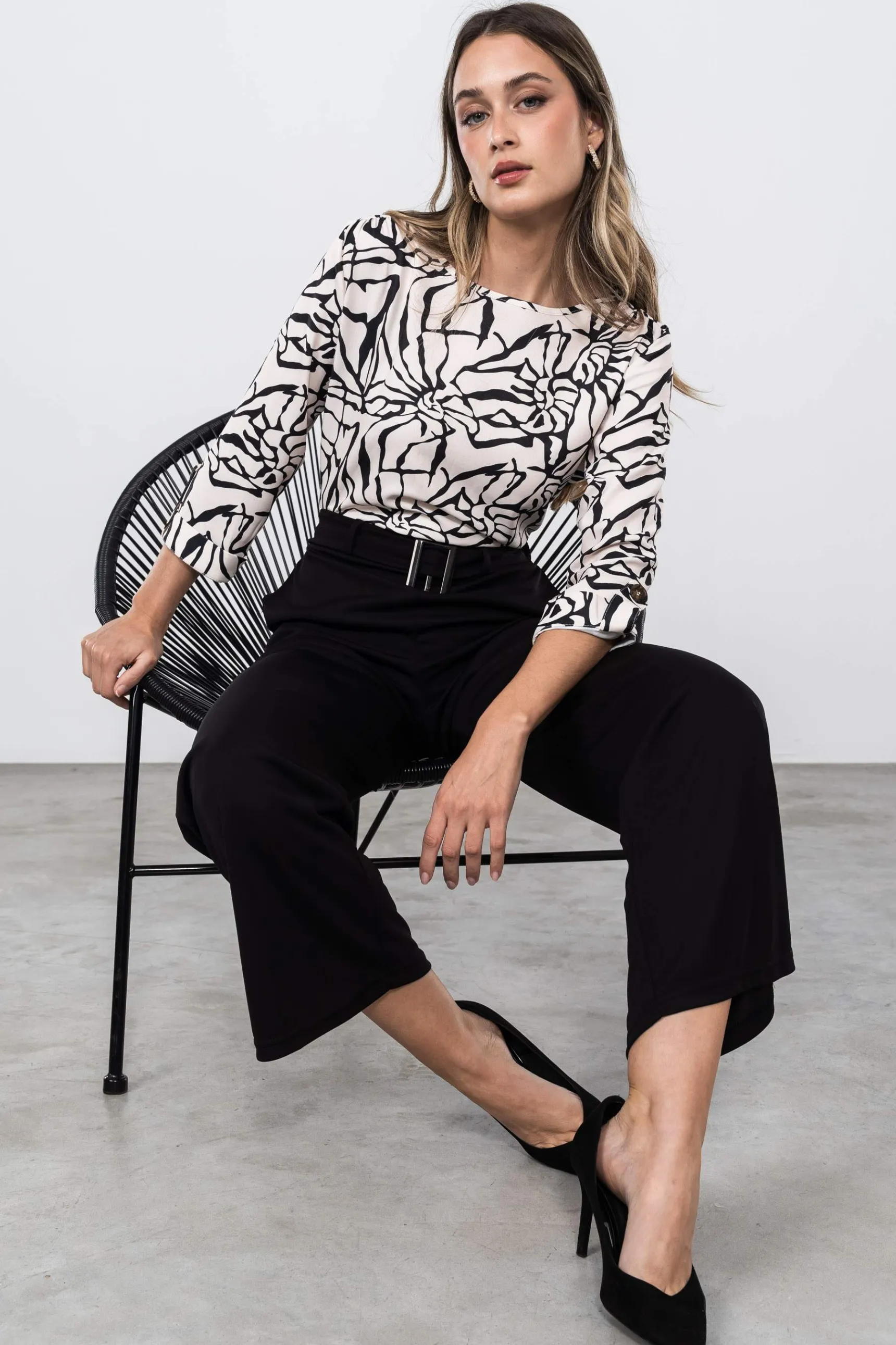 pantaln_hebilla_negro_3.webp Precchio Pantalones<PANTALÓN HEBILLA NEGRO