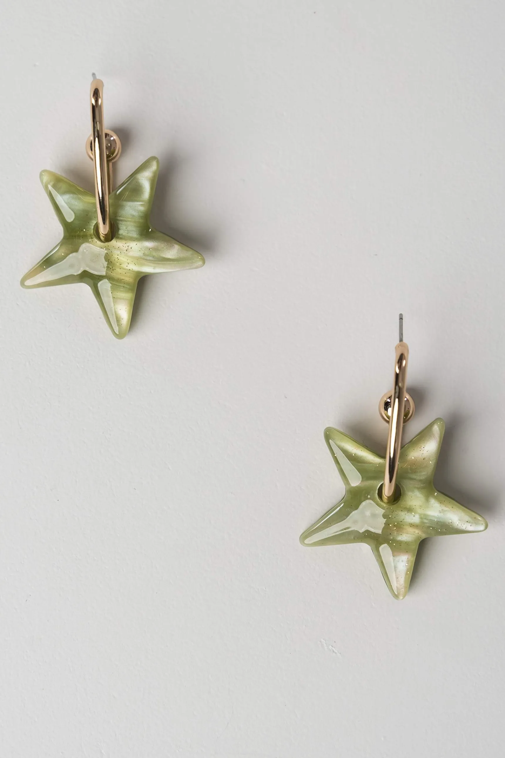 Precchio Bisuteria<PENDIENTE ESTRELLA NÁCAR VERDE