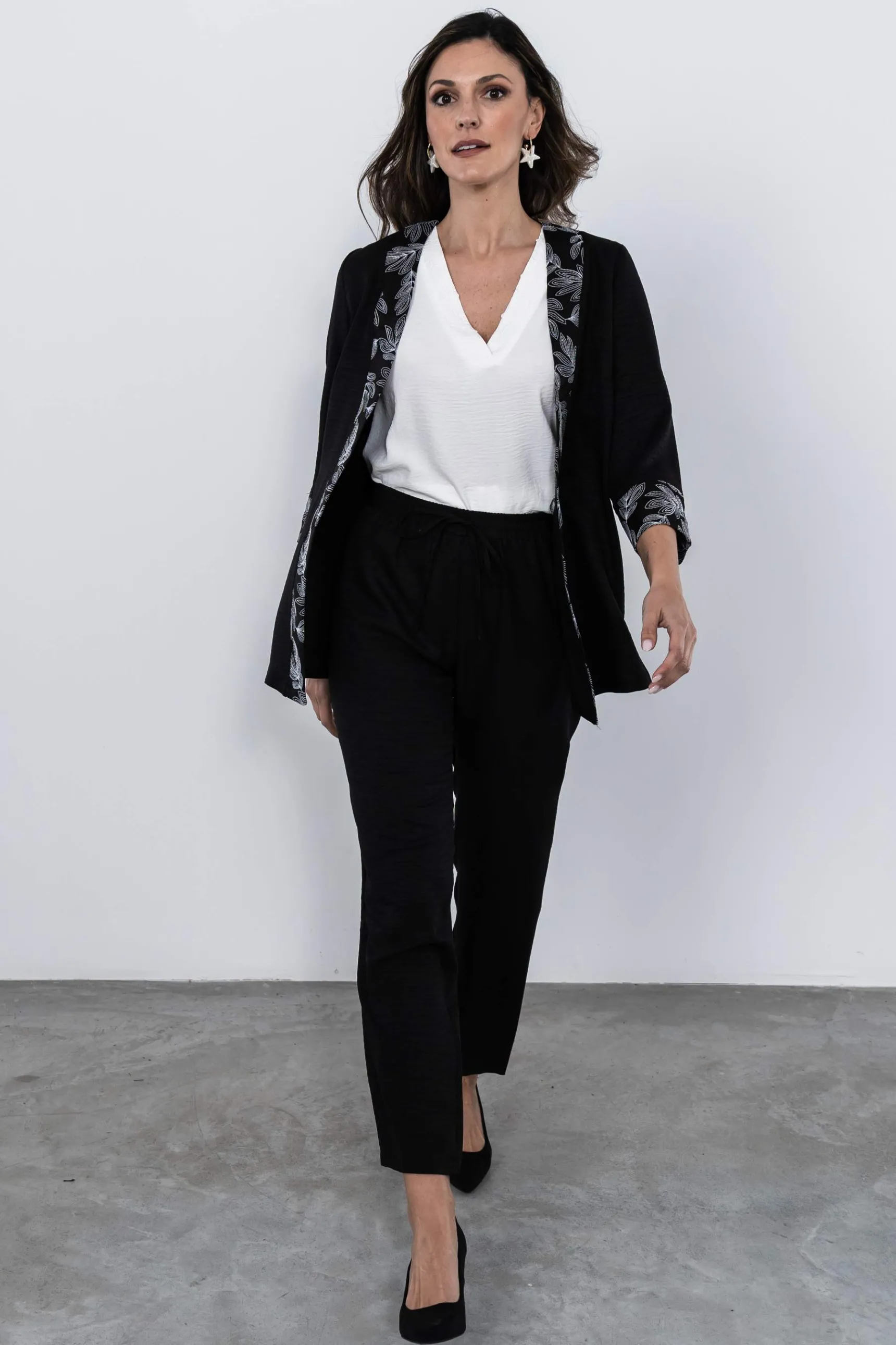 Precchio Chaquetas<SOBRECAMISA DETALLE BORDADOS NEGRO