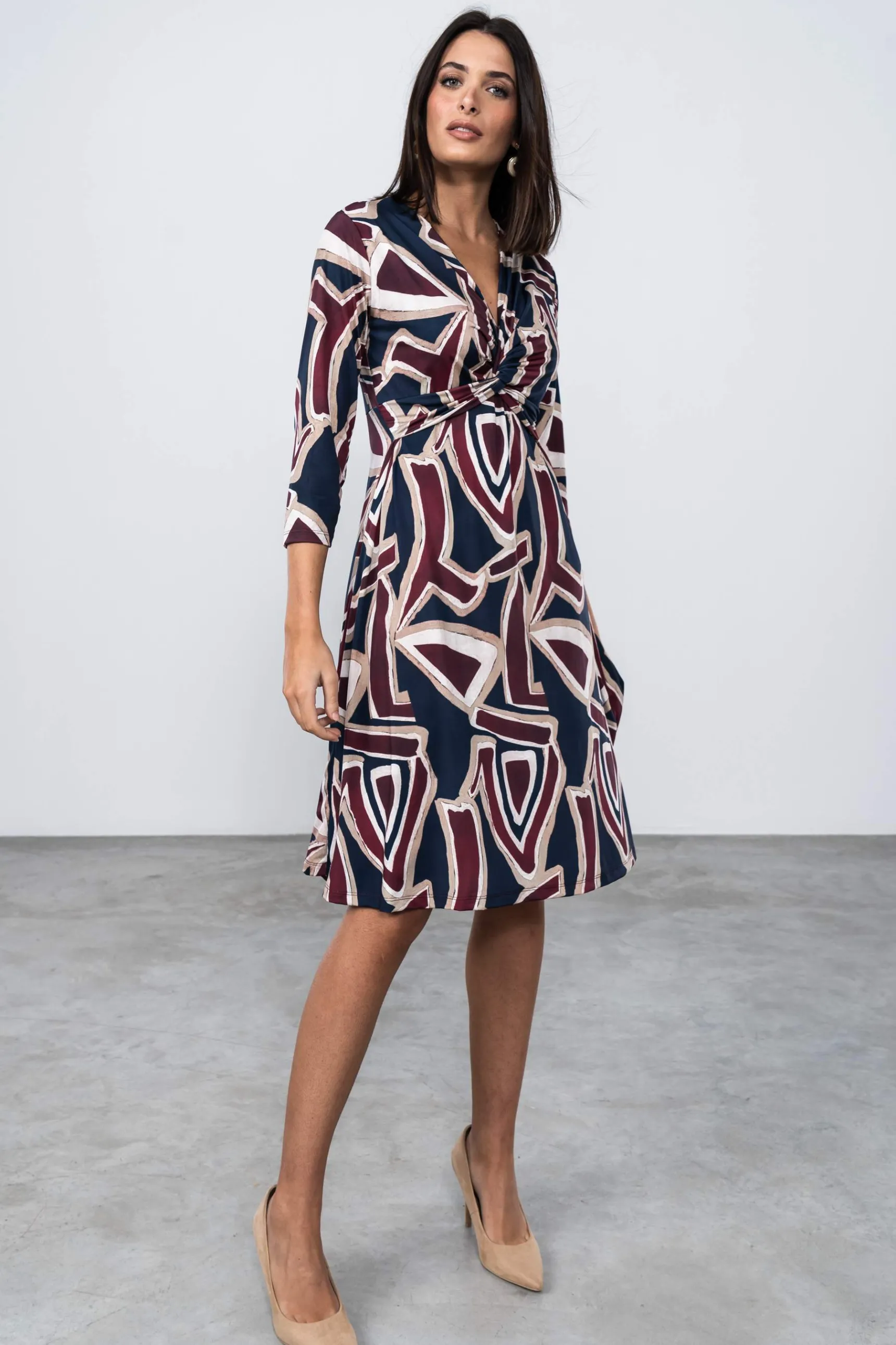Precchio Vestidos<VESTIDO NUDO TRAZOS